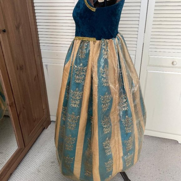 Anna's Coronation Gown Dress-Up or Halloween Costume Children's Size 7/8 - Picture 5 of 16